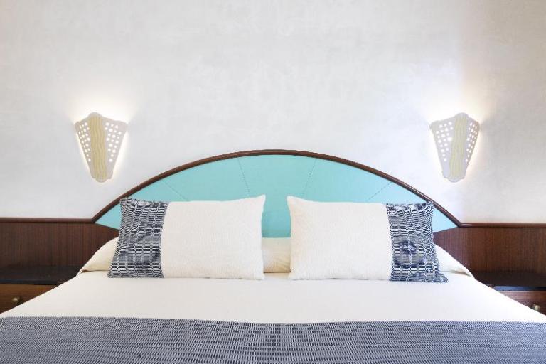 Hotel La Torre - Camere Comfort, Bari Sardo (OG)