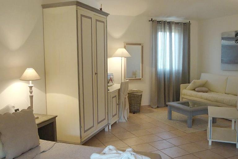 Relais Fenicottero Rosa - Junior Suite, Porto San Paolo (OT)