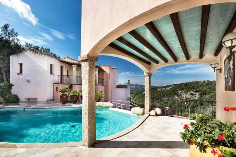 Hotel Arathena - Standard Rooms, San Pantaleo (OT)