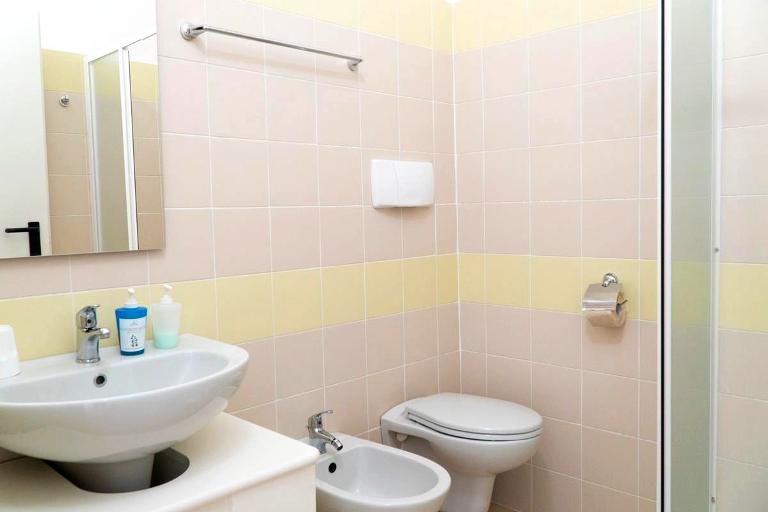 MuMA Hostel - Chambre double Comfort, Sant'Antioco (CA)