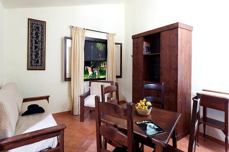 Horse Country Resort - Bungalow for up to 4 people, Arborea (OR)