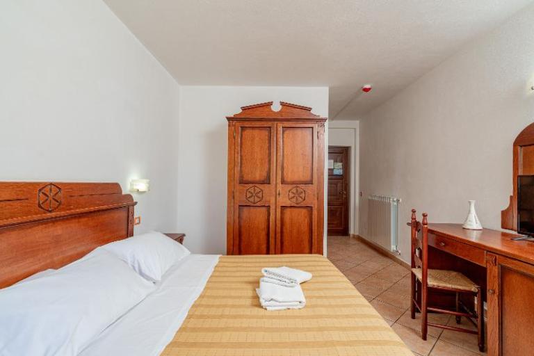 Hotel Ispinigoli - Comfort-Zimmer mit Terrasse, Dorgali (NU)
