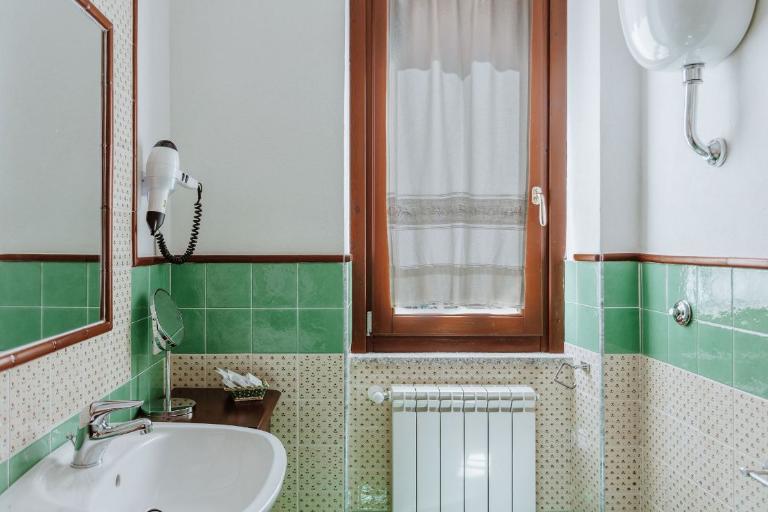 Vallicciola Monte Limbara Nature Hotel - Chambre Classic avec balcon, Tempio (OT)
