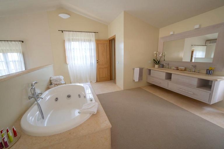 Ville del Borgo Smeraldo - Villa Tavolara, Porto Cervo (OT)