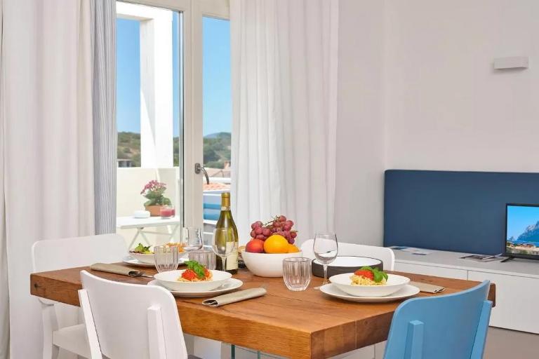 Serviced apartments Porto San Paolo - Suite, Porto San Paolo (OT)