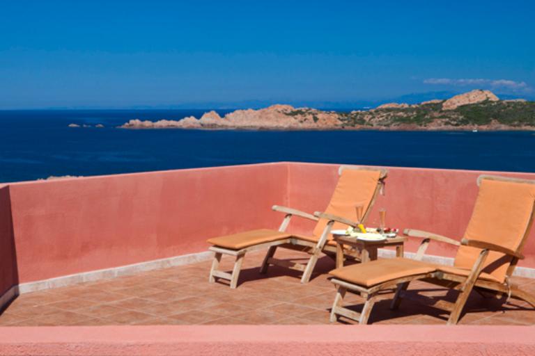Villas Torreruja - Villa Gli Olivastri with sea views, Isola Rossa (OT)