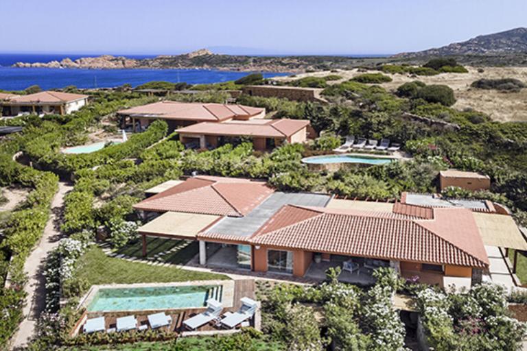 Villas Torreruja - Villa Romasinu with pool, Isola Rossa (OT)