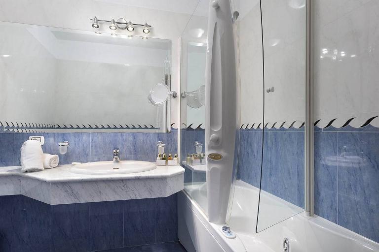 Gabbiano Azzurro Hotel & Suites - Deluxe room with sea view, Golfo Aranci (OT)