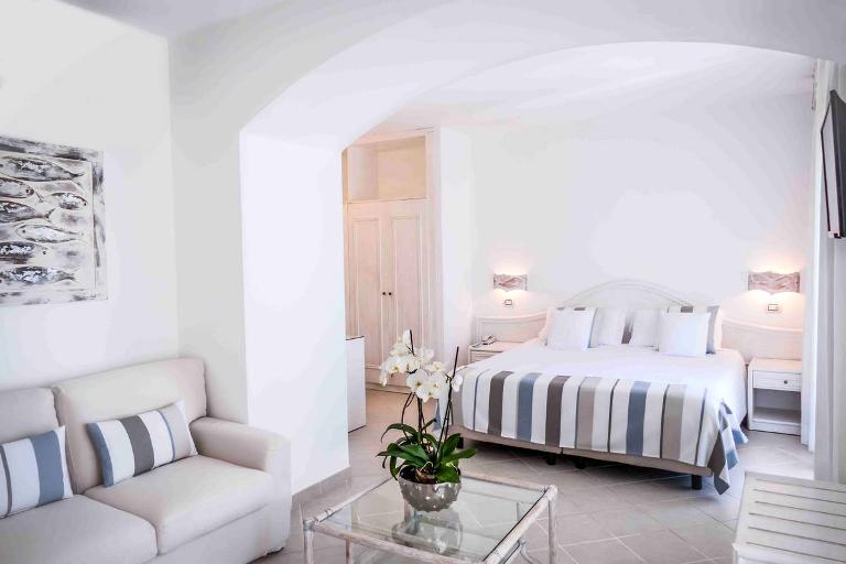 Gabbiano Azzurro Hotel & Suites - Junior Suite Cala Moresca, Golfo Aranci (OT)