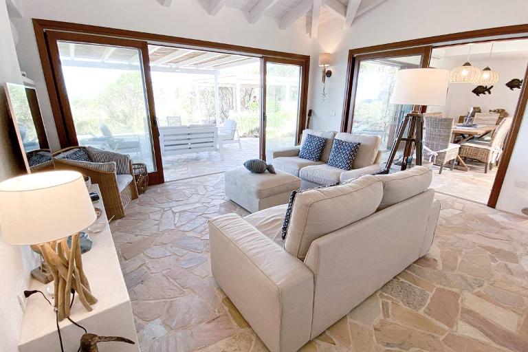 White Pearl - White Pearl Villa 1 +2, Portobello (OT)