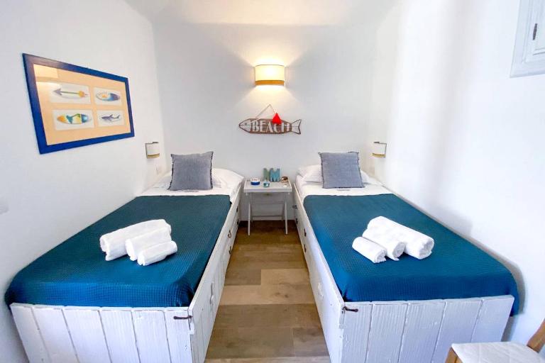 White Pearl - White Pearl Villa 1 +2, Portobello (OT)