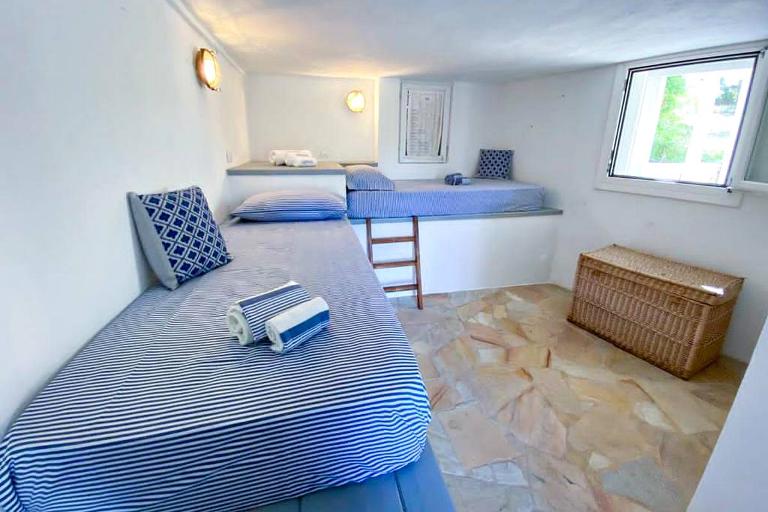 White Pearl - White Pearl Villa 1 +2, Portobello (OT)