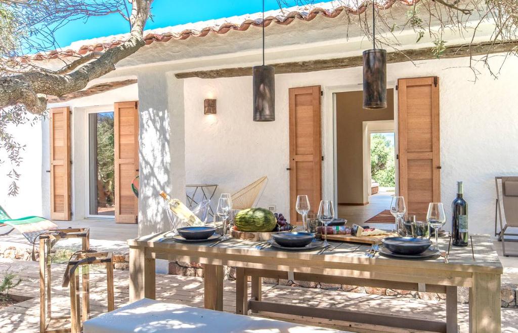 Villa Escapade, Vignola Mare (OT) #1