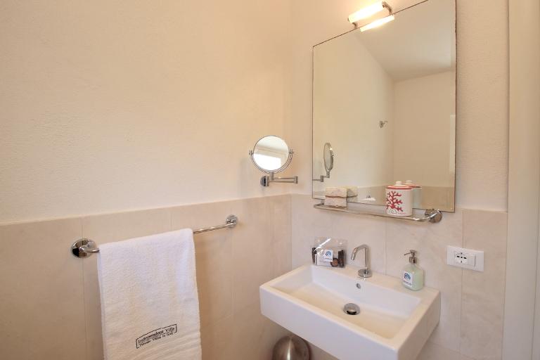Villa Livia - Villa Livia, Portobello (OT)