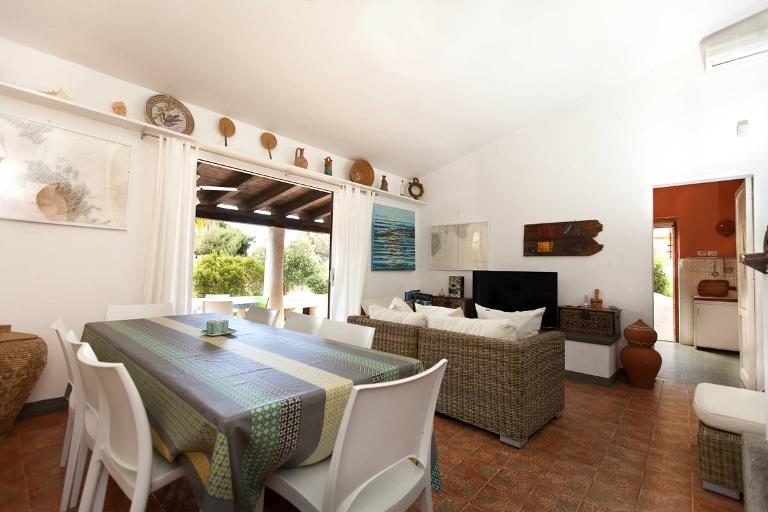 Holiday Home Valeria - Holiday Home Valeria, Torre delle Stelle (CA)