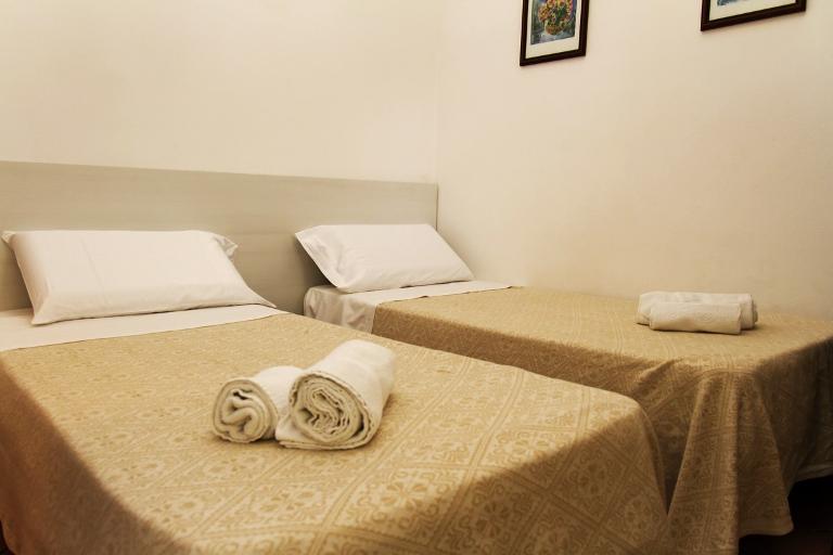 Ferienwohnungen La Tenuta - 3-Zimmer Ferienwohnung Palme, Alghero (SS)