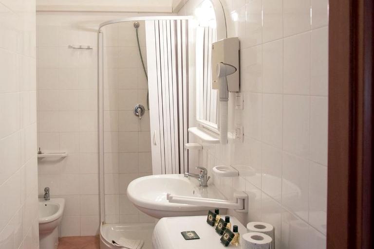 Ferienwohnungen La Tenuta - 3-Zimmer Ferienwohnung Palme / Uva, Alghero (SS)