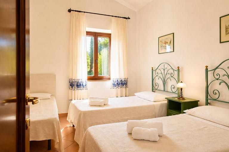 Ferienwohnungen La Tenuta - 3-Zimmer Ferienwohnung Palme / Uva, Alghero (SS)