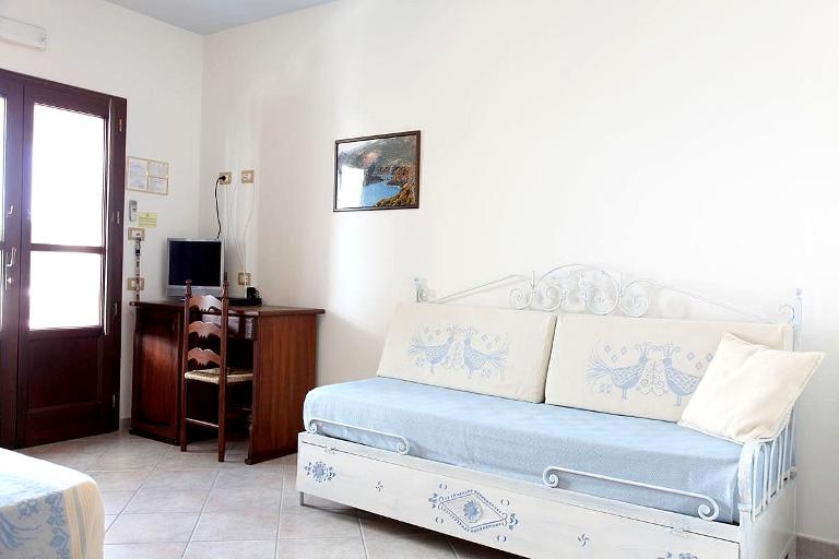 Hotel Nuraghe Arvu - Comfort Zimmer, Cala Gonone (NU)