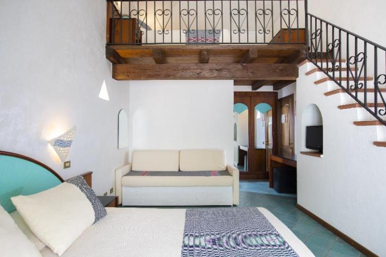 Hotel La Torre - Camere Family, Bari Sardo (OG)
