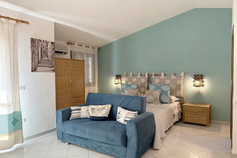 Flats Isola Rossa - Studio flats Cannedi - Ferruli, Isola Rossa (OT)