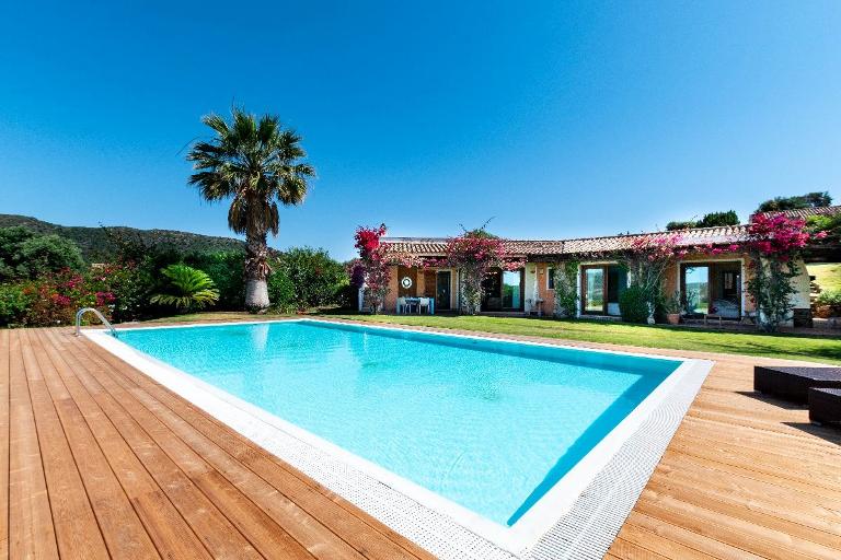 Villa Lutana - Villa Lutana, Chia (CA)