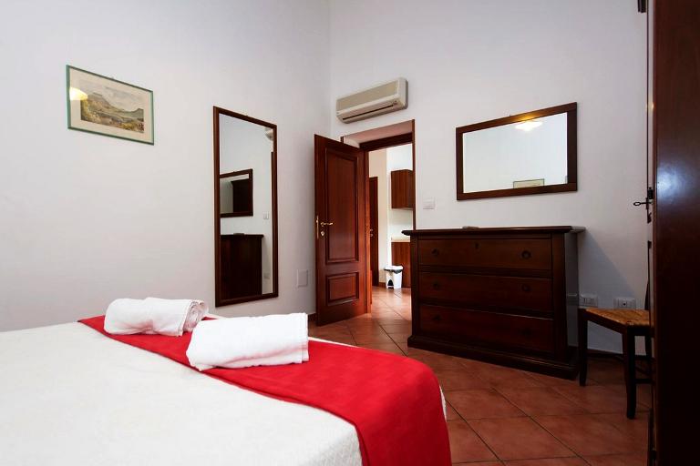 Ferienwohnungen La Tenuta - 3-Zimmer-Ferienwohnung Superior Uva , Alghero (SS)