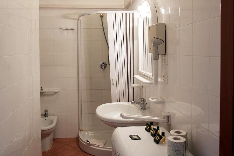 Ferienwohnungen La Tenuta - 3-Zimmer-Ferienwohnung Superior Uva , Alghero (SS)