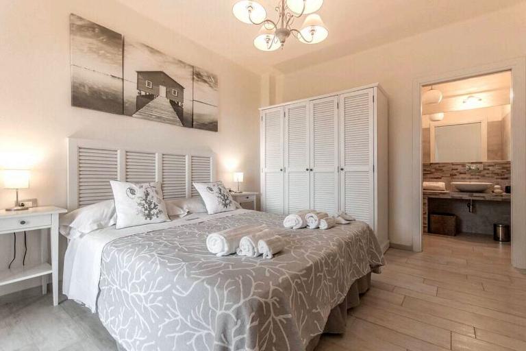 Villa Le Sirene - Villa Le Sirene 14, Portobello (OT)