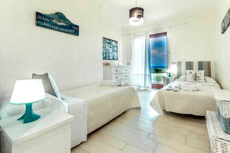 Villa Le Sirene - Villa Le Sirene 14, Portobello (OT)