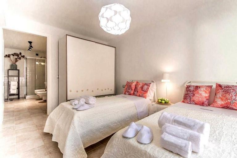 Villa Le Sirene - Villa Le Sirene 14, Portobello (OT)