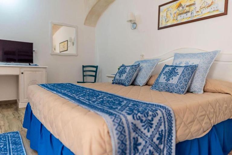 Sisula Country Hotel - Double Rooms, Orosei (NU)
