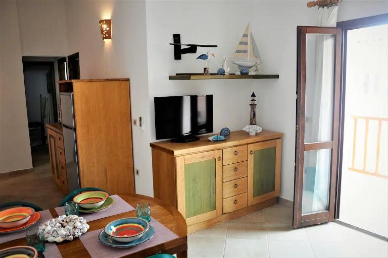 Appartements Isola Rossa - Appartement Cossi, Isola Rossa (OT)