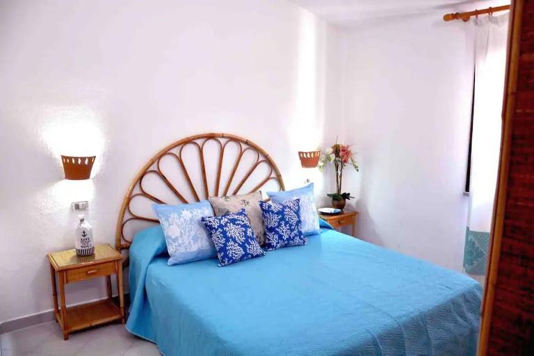 Appartements Isola Rossa - Appartement Cossi, Isola Rossa (OT)