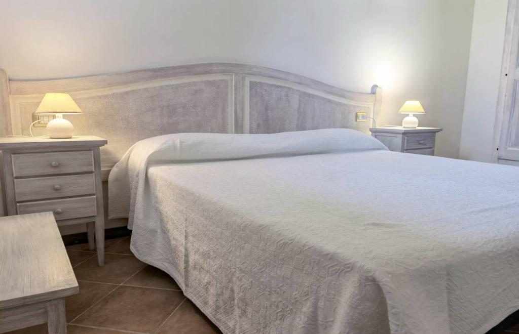 La Corte degli Ulivi, Tresnuraghes (OR) #18