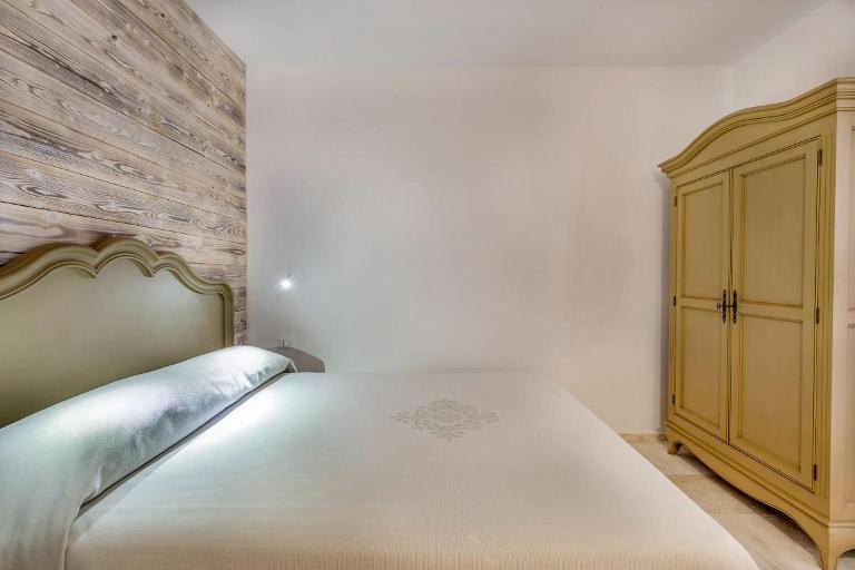 Hotel Mannois - loft, Orosei (NU)