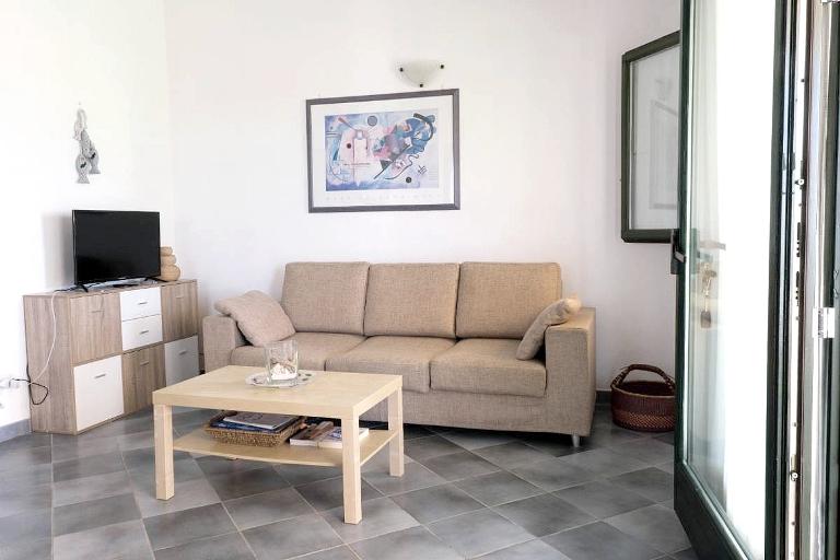 Cozy Cottage Sole - Cozy Cottage Sole 109, Calasetta (CI)