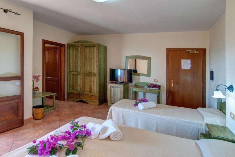 Relax Hotel I Ginepri - Classic Zimmer, Cala Gonone (NU)