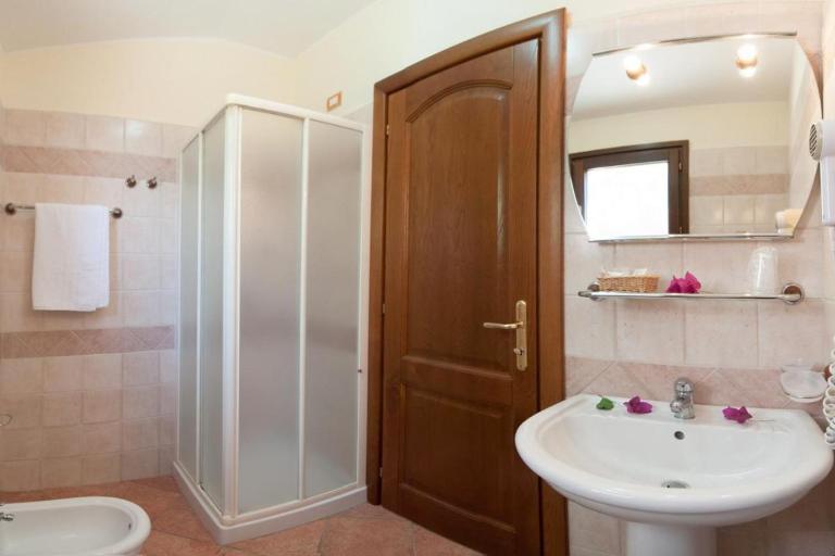 Relax Hotel I Ginepri - Familienzimmer, Cala Gonone (NU)