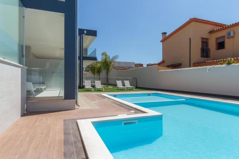 Residence Meridian - Studio 3/7 pour 2 personnes, Pula (CA)