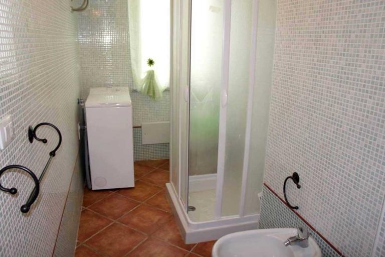 Holiday Home Blue - 2-bedroom flat Celeste ground floor, Calasetta (CI)