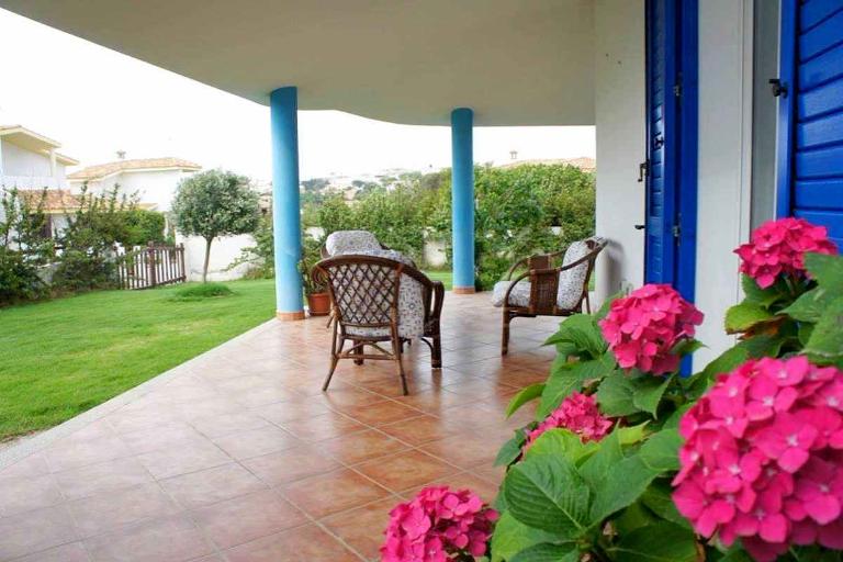 Holiday Home Blue - 2-bedroom flat Celeste ground floor, Calasetta (CI)