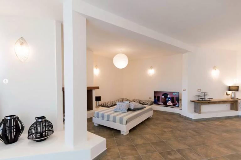 Villa Sunny - Villa Sunny, Chia (CA)