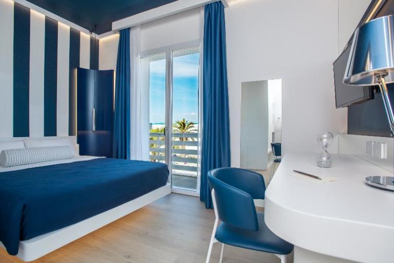 Hotel Nautilus - Camere Vista Mare, Cagliari (CA)