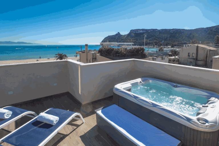 Hotel Nautilus - Camere Deluxe Vista Mare, Cagliari (CA)