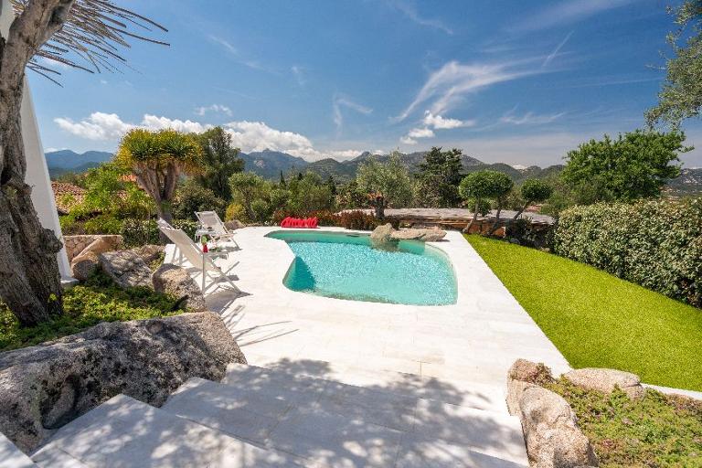 Villa Fabiana - Villa, San Teodoro (OT)
