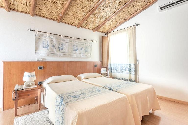 Hotel Villa Canu - Classic Room, Cabras (OR)