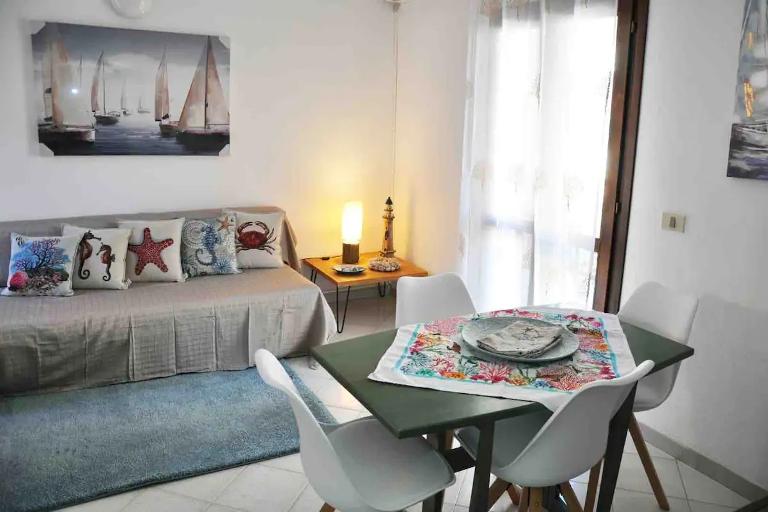 Appartements Isola Rossa - Appartement Tinnari, Isola Rossa (OT)