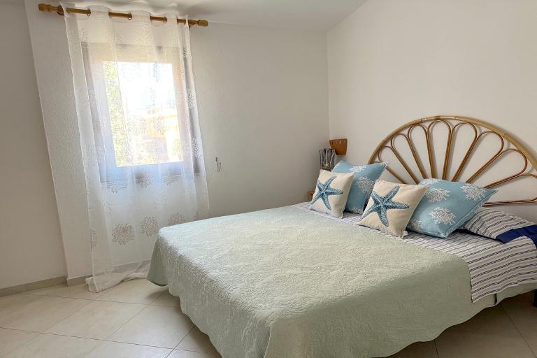 Flats Isola Rossa - 2-bedroom flat Tinnari, Isola Rossa (OT)