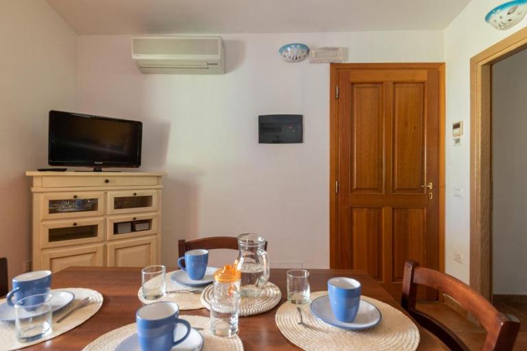 Appartements Bouganvillage - Appartement 4, Budoni (OT)